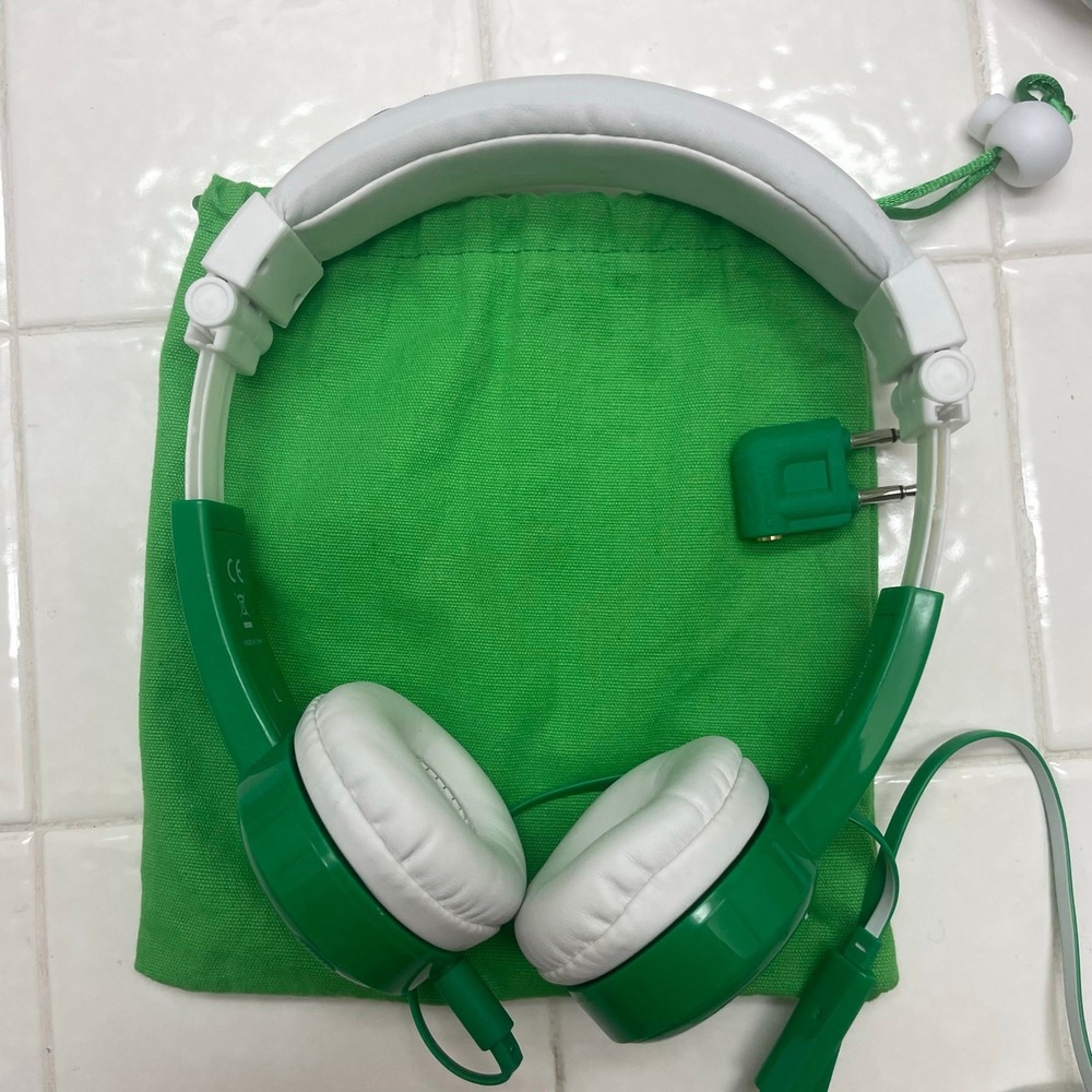 Onanoff headphones for little kids
